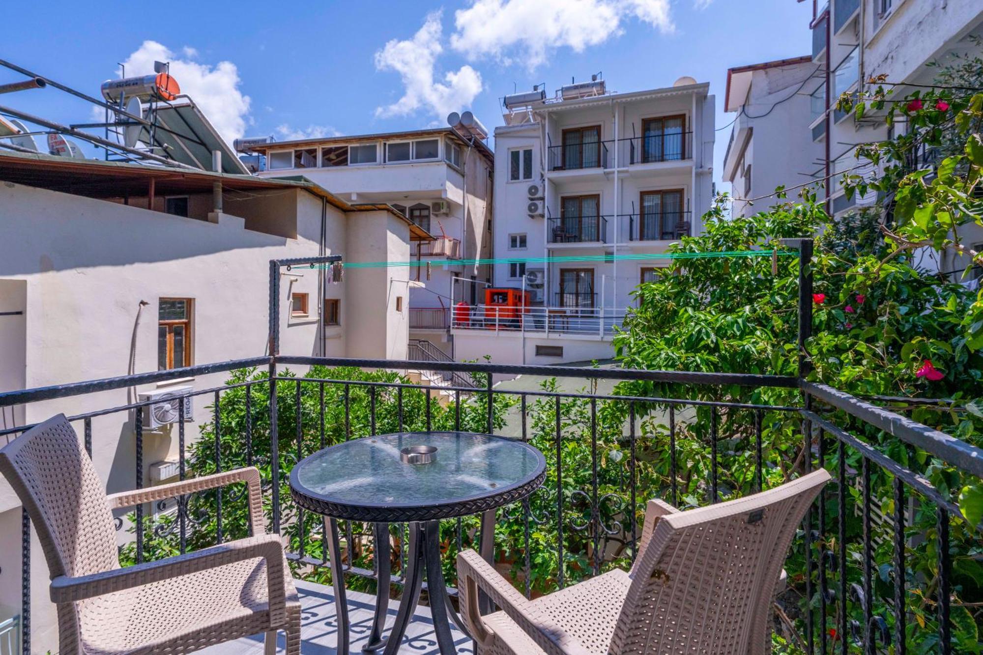 Larex Otel Каш Экстерьер фото