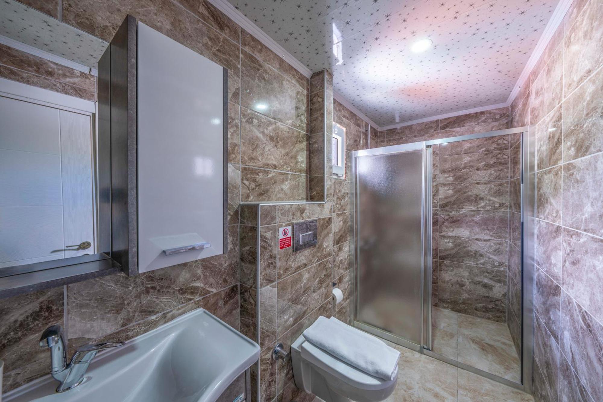 Larex Otel Каш Экстерьер фото